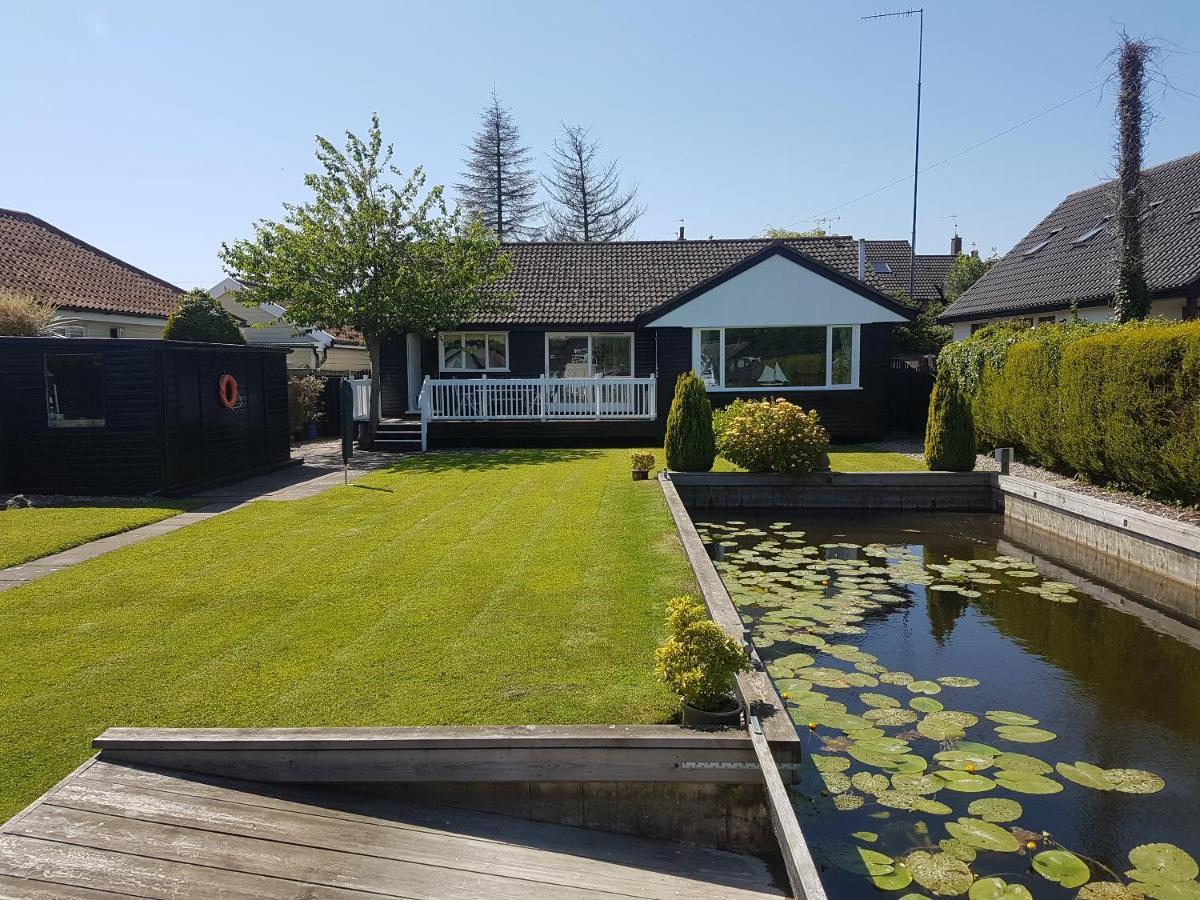 The Willows Wroxham Bagian luar foto